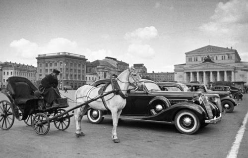 Moscow, 1937, near the hotel “Metropol”.  Time has changed.